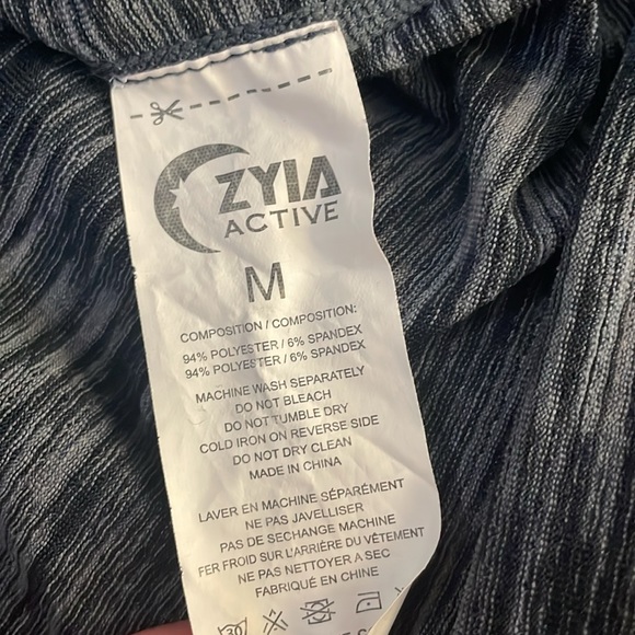 Zyia Charcoal Split Back Long Sleeve T sz M - Picture 5 of 5